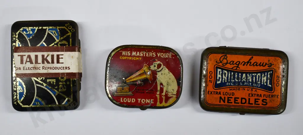 ASSORTED GRAMOPHONE NEEDLE TINS Image 1++