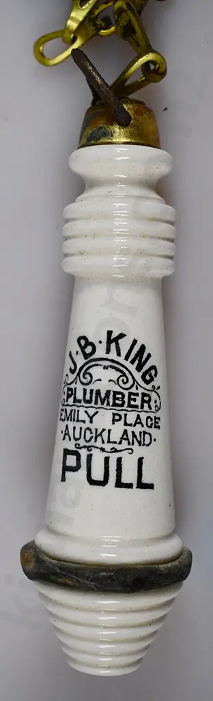 KING PLUMBERS EMILY PLACE AUCKLAND TOILET PULL Image 1++