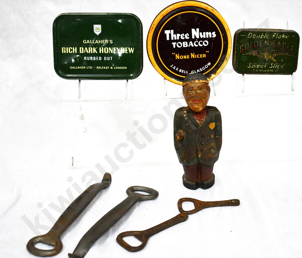 BOTTLE OPENERS TOBACCO TINS GROUP Image 1++