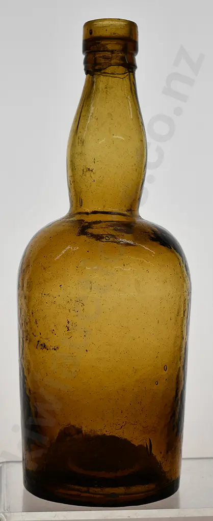 HONEY AMBER WHISKY BOTTLES Image 1++