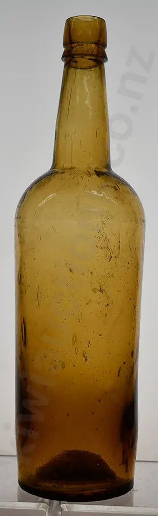 HONEY AMBER WHISKY BOTTLES Image 1++