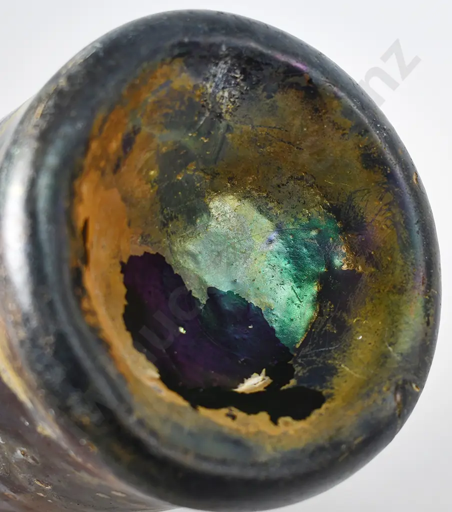EARLY ENGLISH FREE BLOWN WINE BOTTLE NEW ZEALAND FOUND Image 1++