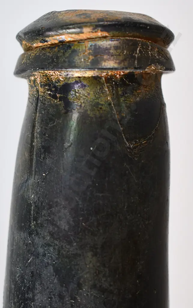 EARLY ENGLISH FREE BLOWN WINE BOTTLE NEW ZEALAND FOUND Image 1++
