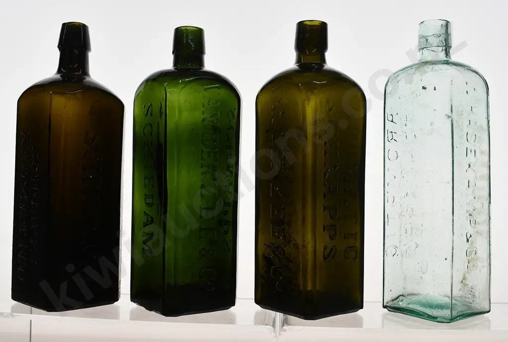 SCHNAPPS AROMATICO, VAN DER ZEE, HASEKAMP SCHNAPPS Image 1++