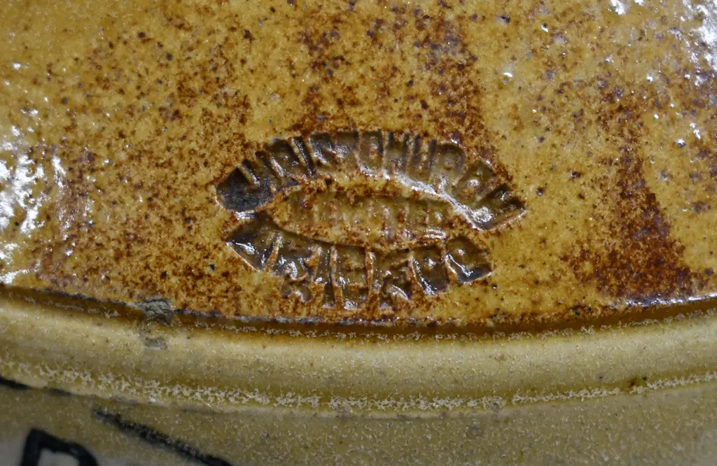 SHARPE BROS AUSTUSTRALIA & NEW ZEALAND STONE JAR Image 1++