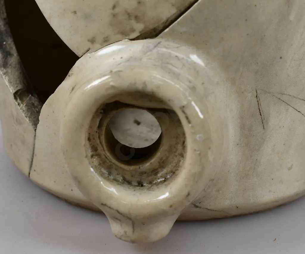 THOMAS WESTPORT STONE JAR, RESTORERS PIECE Image 1++