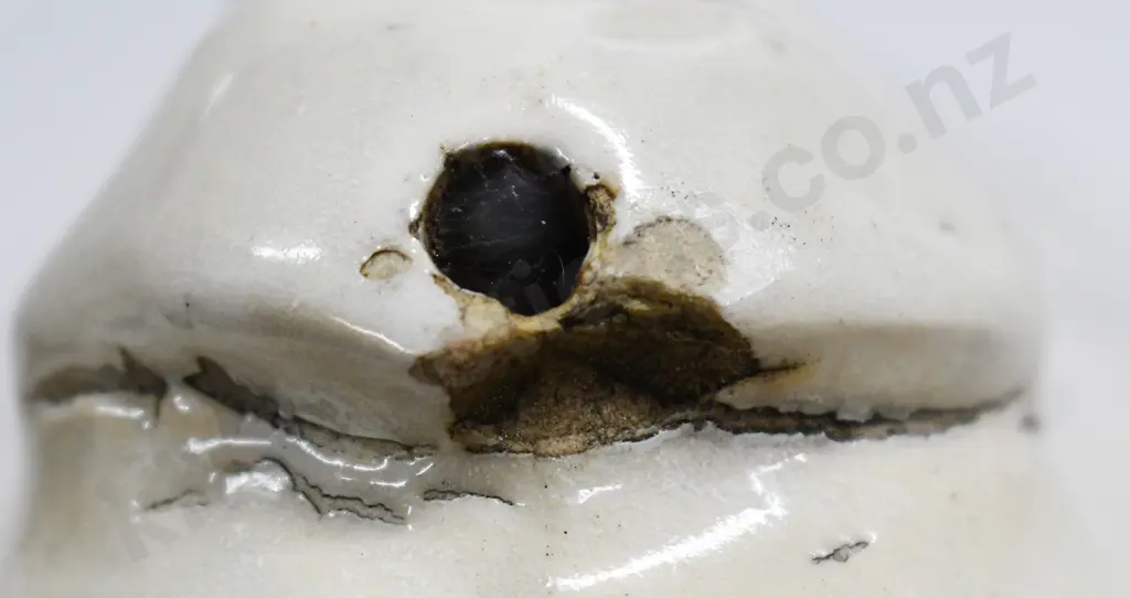 WATTS TIMARU STONE JAR Image 1++