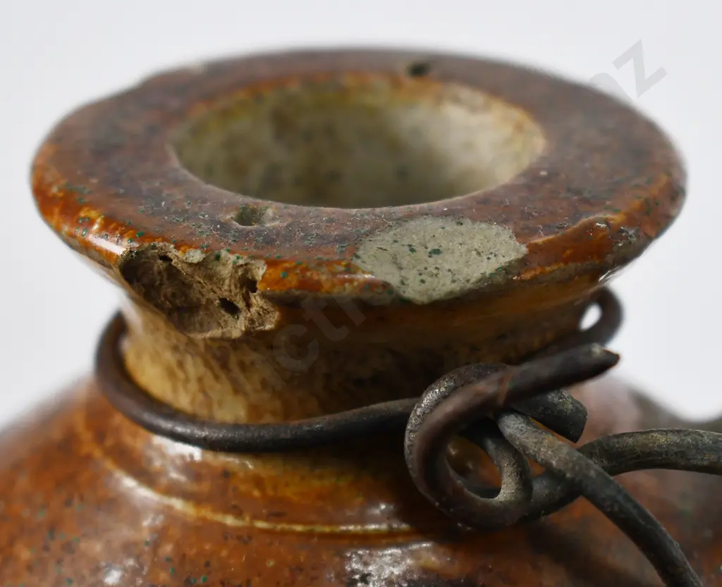 INGRAM & GRANT CAVERSHAM STONE JAR Image 1++