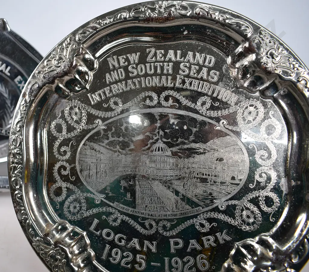 NEW ZEALAND EXHIBITION CHROME TRAYS Image 1++