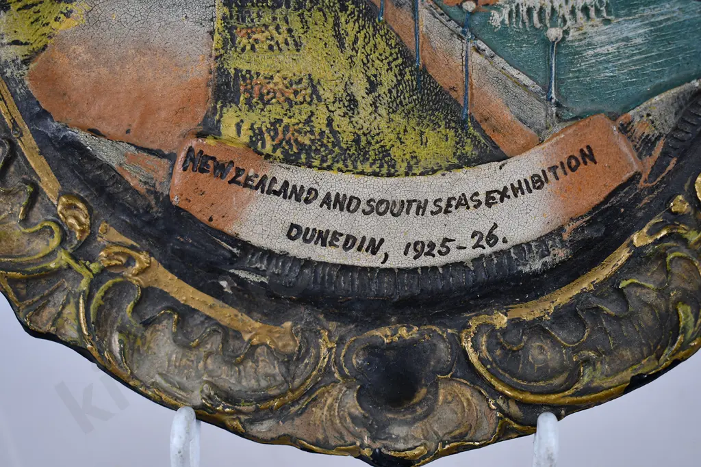 NEW ZEALAND AND SOUTH SEAS EXHIBITION PLATE Image 1++
