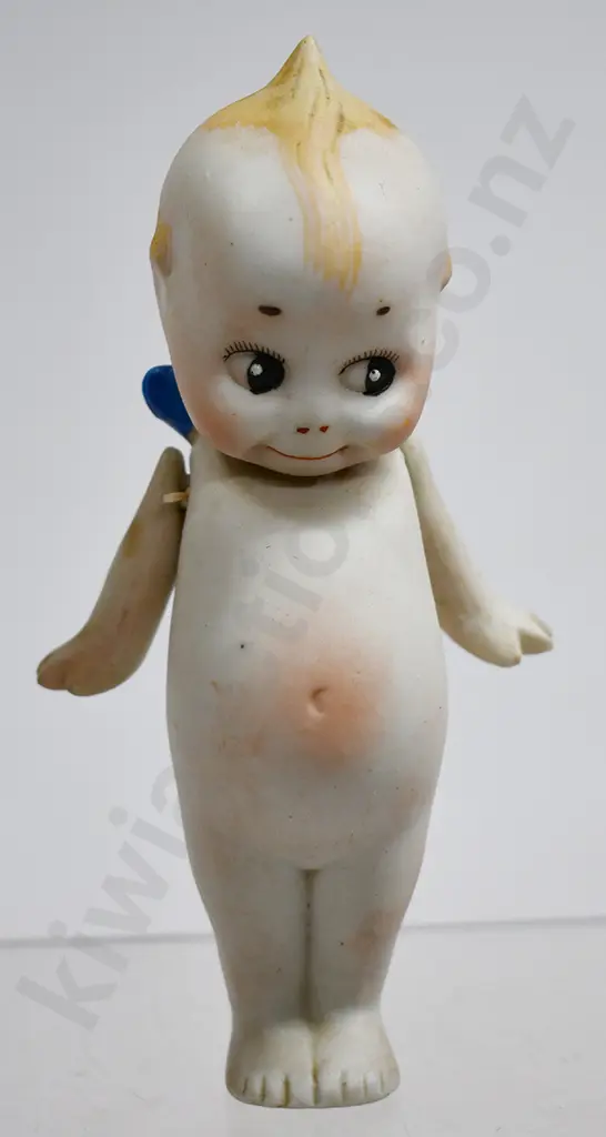 2 DOLL FIGURES Image 1++