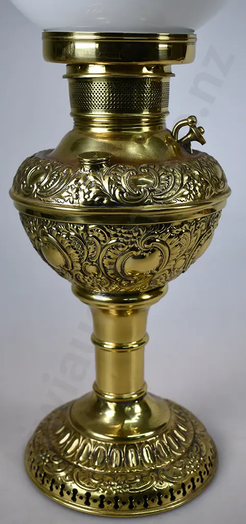 MILLER BRASS & GLASS KEROSENE LAMP Image 1++