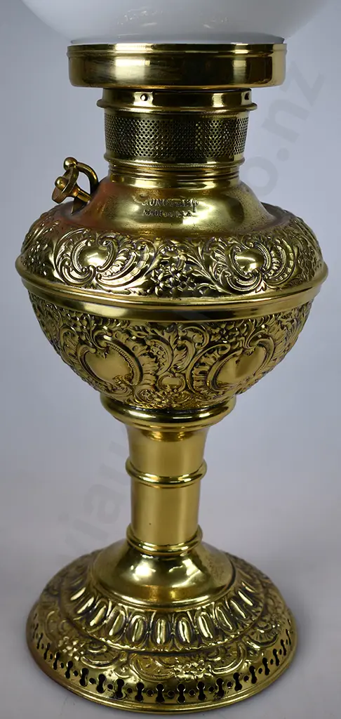 MILLER BRASS & GLASS KEROSENE LAMP Image 1++