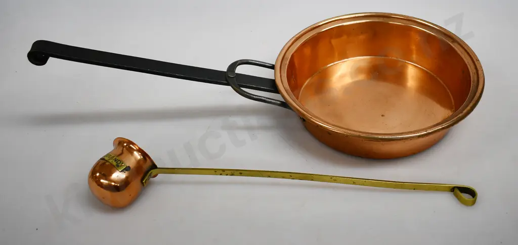 COPPER FRYPAN, LADLE Image 1++