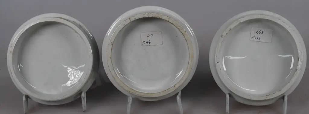 PRATT WARE POT LIDS Image 1++