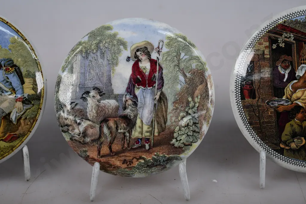PRATT WARE POT LIDS Image 1++