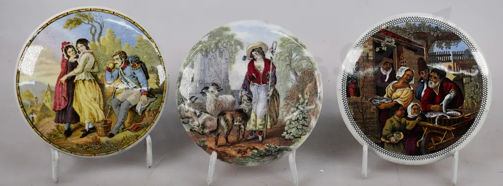 PRATT WARE POT LIDS Image 1++
