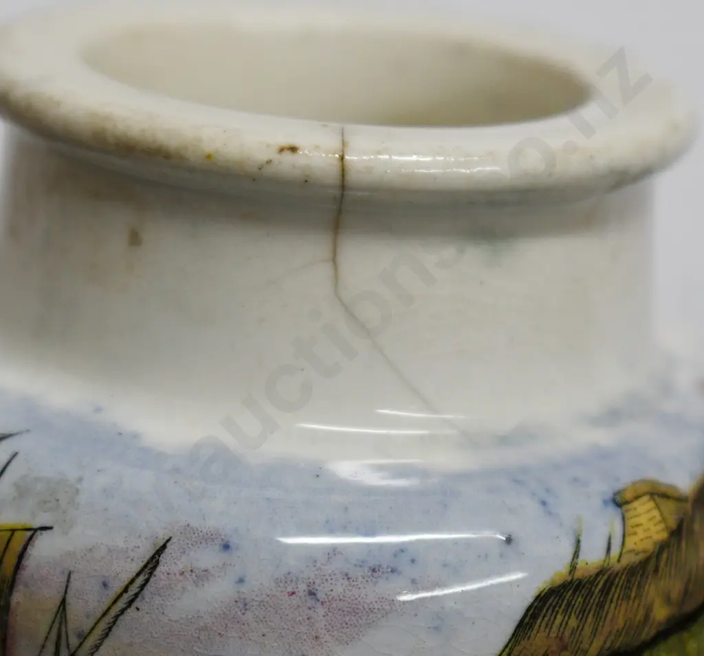 PRATT POT MENDING THE NETS Image 1++