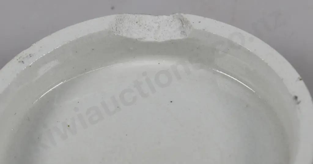 WHITE, WOODS POT LIDS Image 1++