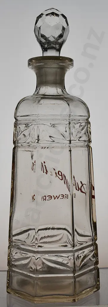 DUNEDIN BREWERY GLASS DECANTER Image 1++