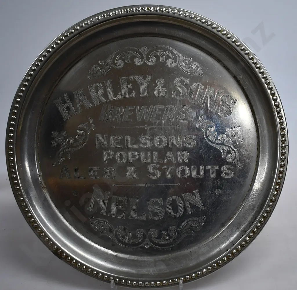 HARLEY NELSON DRINKS TRAY Image 1++