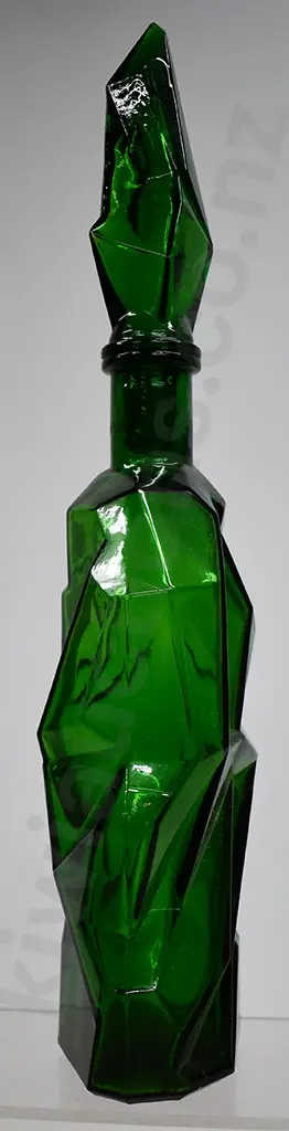 YUGOSLAVIAN RUBA ROMBIC GLASS DECANTER Image 1++