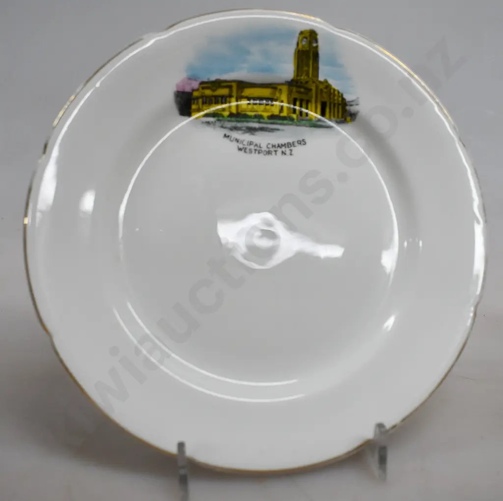 SOUVENIR WARE CHINA, MUNICIPAL CHAMBERS WESTPORT Image 1++