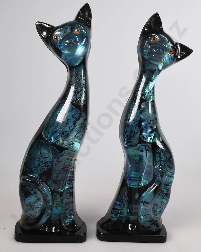 ARIKI MID CENTURY PAUA SHELL CAT FIGURINES Image 1++