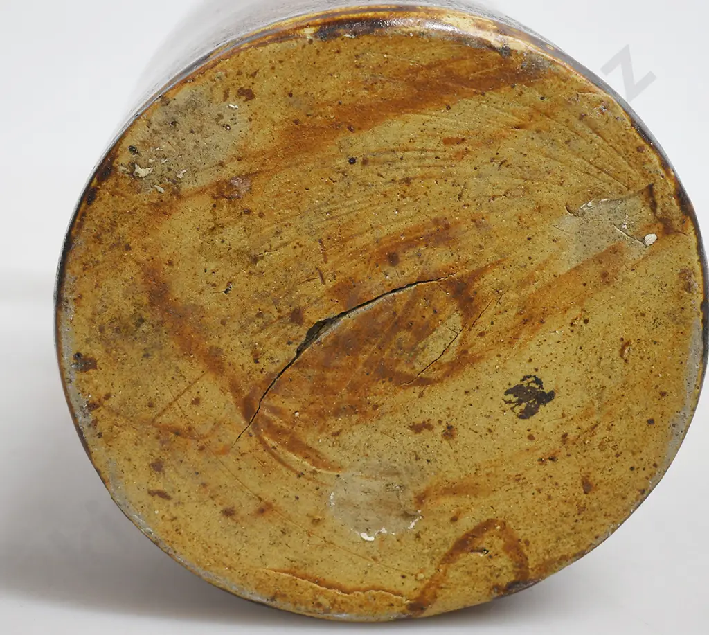 LUKE ADAMS STONE JAR Image 1++