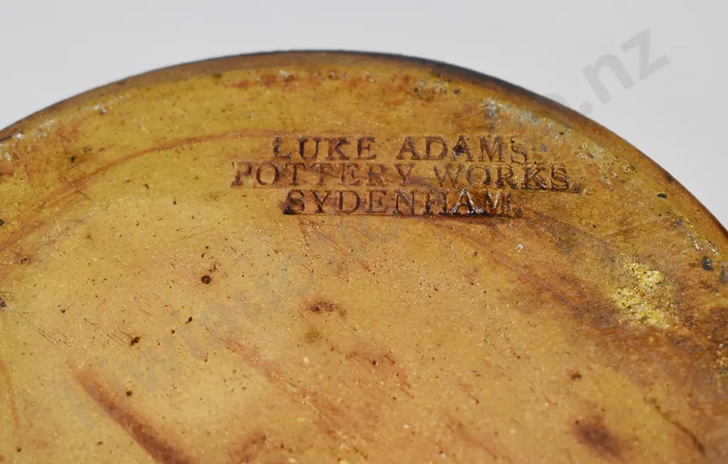 LUKE ADAMS LIDDED STORAGE CROCK 1/4 GALLON SIZE Image 1++