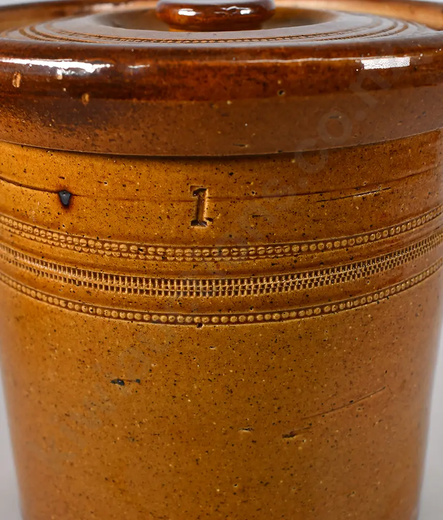 LUKE ADAMS LIDDED STORAGE CROCK, 1 GALLON SIZE Image 1++