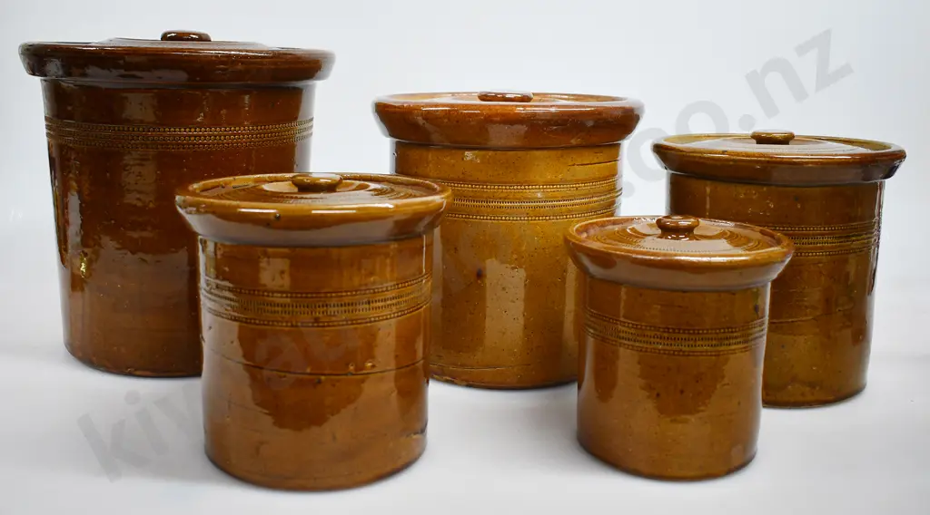 LUKE ADAMS LIDDED STORAGE CROCK 3/4 GALLON SIZE Image 1++