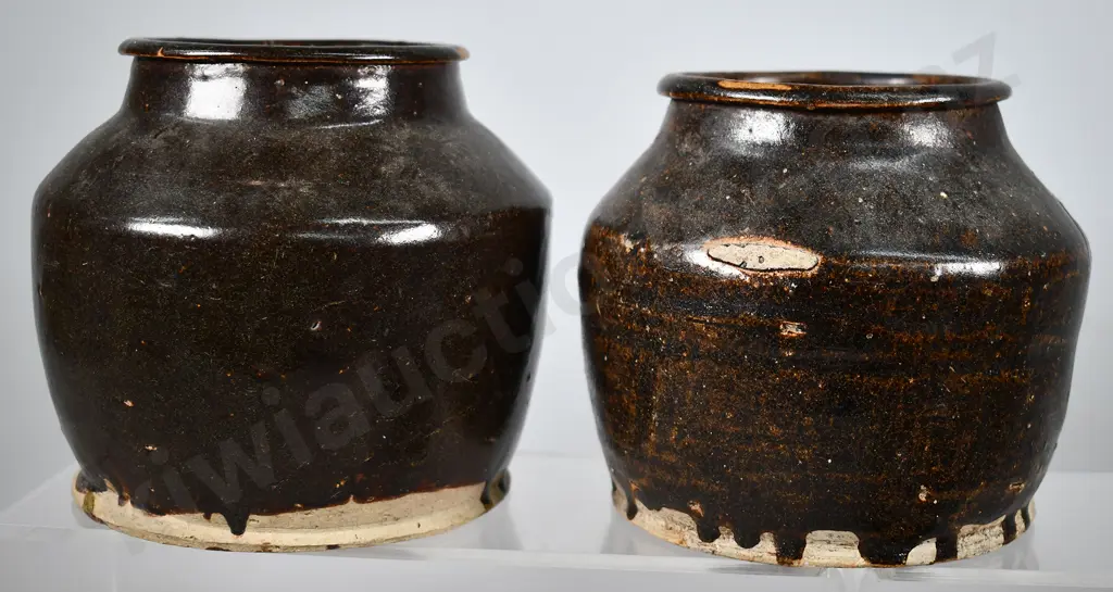 ASSORTED CHINESE, FOOD POTS, SOY SAUCE, TIGER WHISKY Image 1++