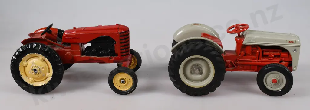 DIECAST TRACTORS Image 1++