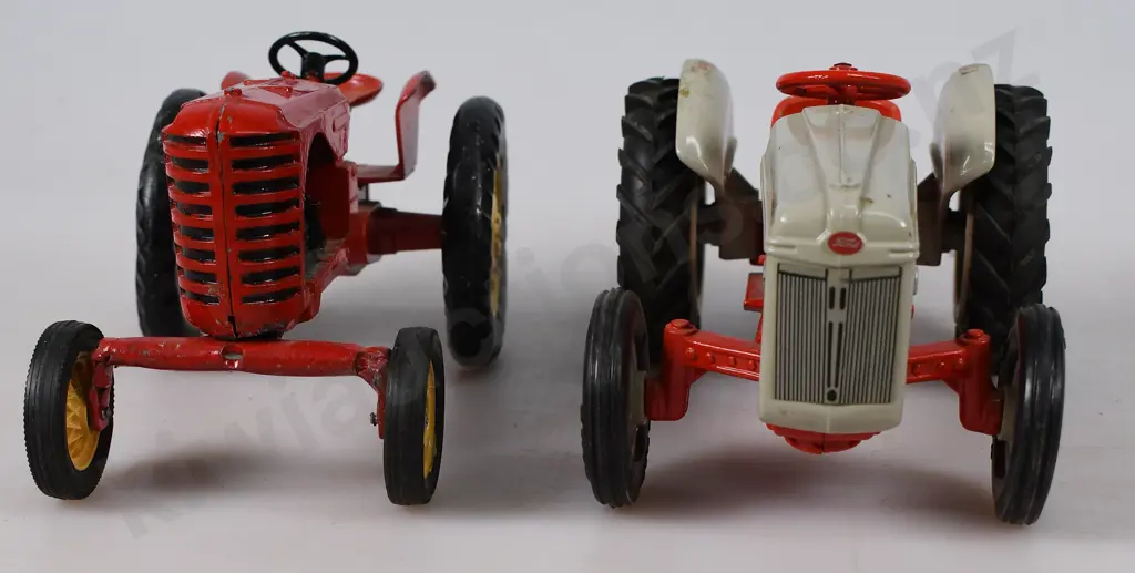DIECAST TRACTORS Image 1++
