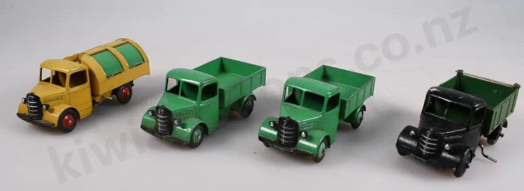 DINKY TOYS BEDFORD TRUCKS Image 1++