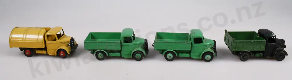 DINKY TOYS BEDFORD TRUCKS Image 1++