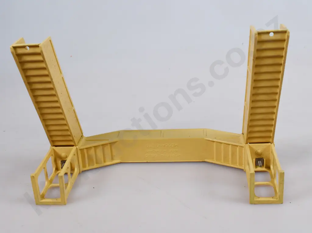 HORNBY-DUPLO FOOTBRIDGE D1 Image 1++