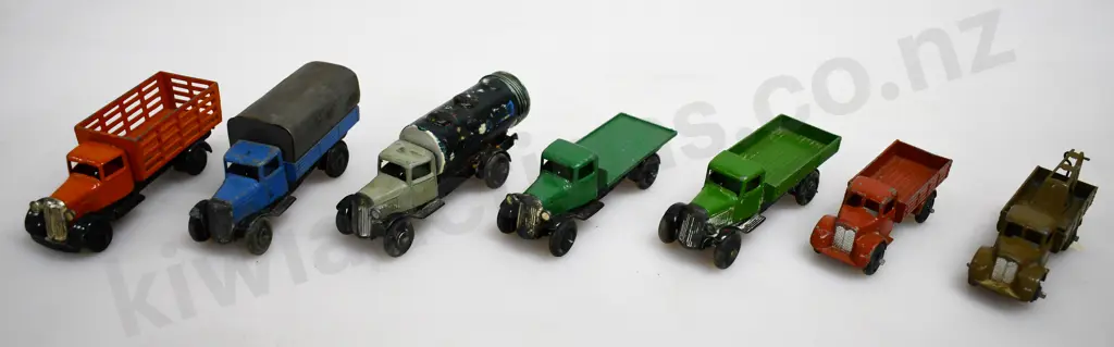 DINKY TOYS TRUCKS Image 1++