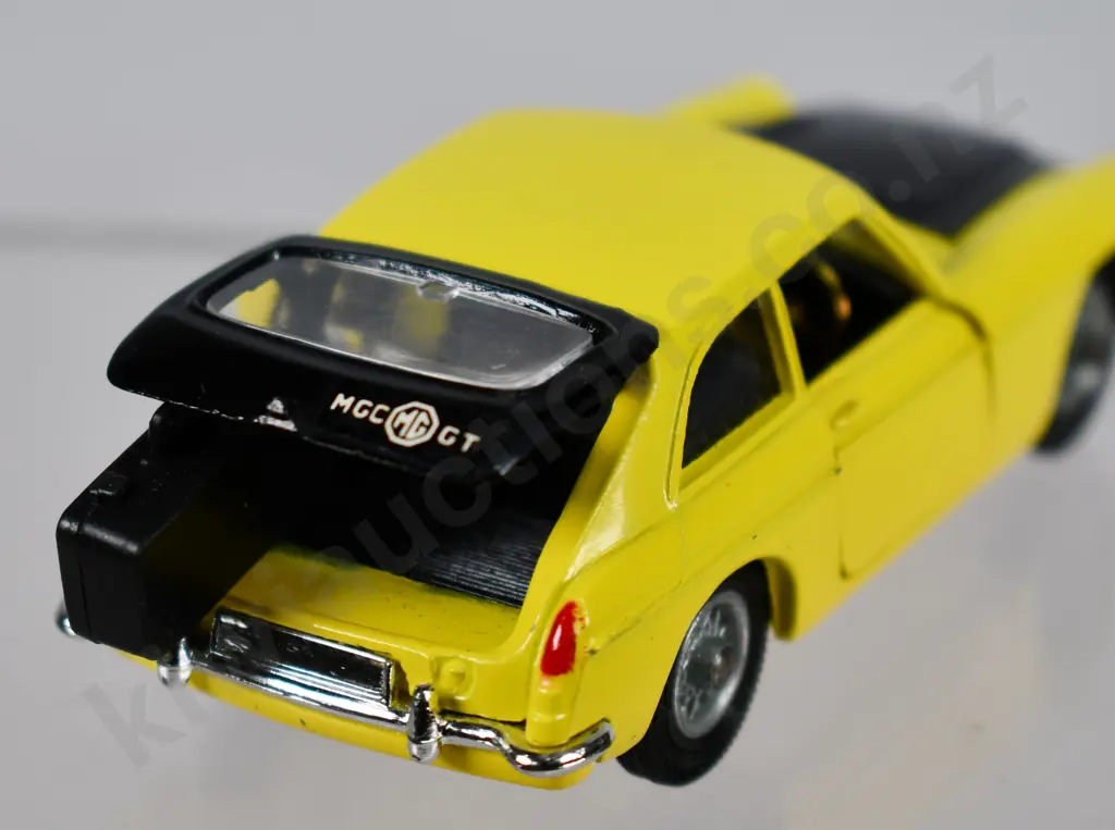 CORGI TOY BOXED MGC G.T. Image 1++