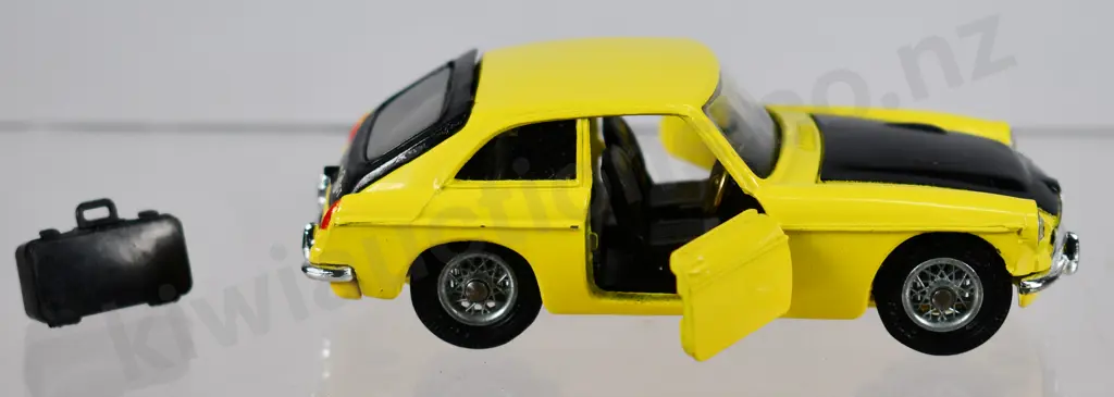 CORGI TOY BOXED MGC G.T. Image 1++