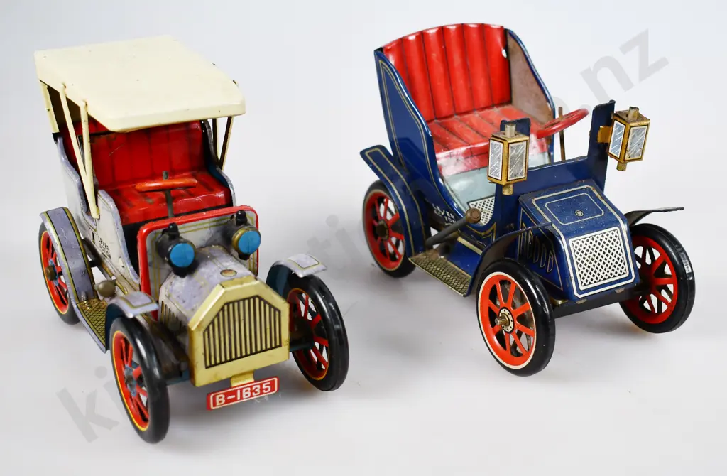 LEVER ACTION TOY CARS Image 1++