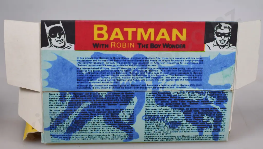JAMES BOND, BATMOBILE BOXED TOY VEHICLES Image 1++