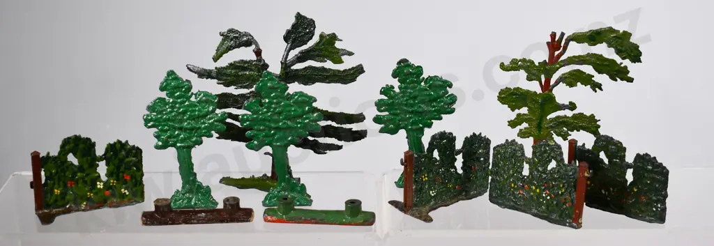 ASSORTED LEAD TREES & SHRUBS Image 1++