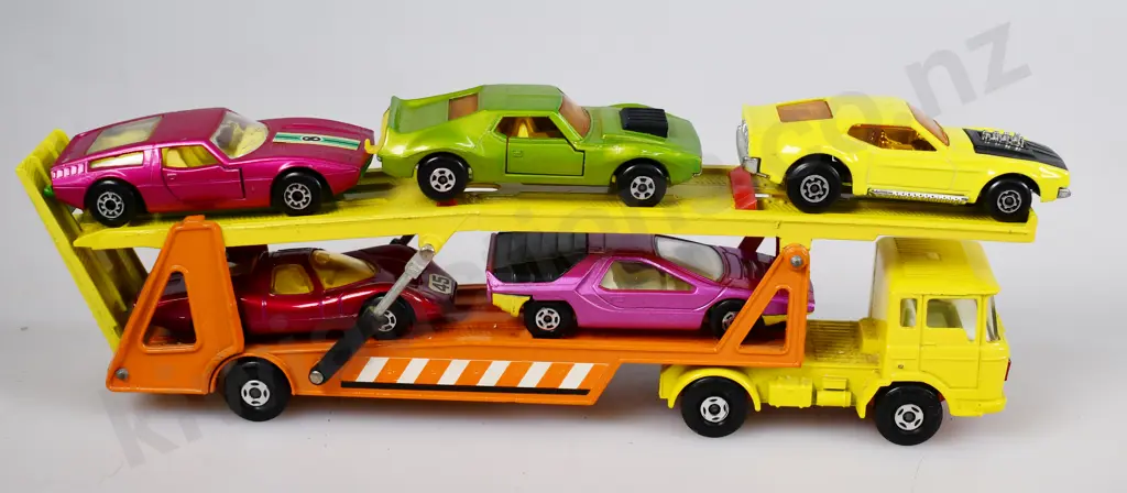 MATCHBOX CAR SUPER KINGS # K-11 DAF TRANSPORTER & 5 CARS Image 1++