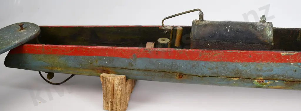 STEAM POWERED YACHT HULL Image 1++
