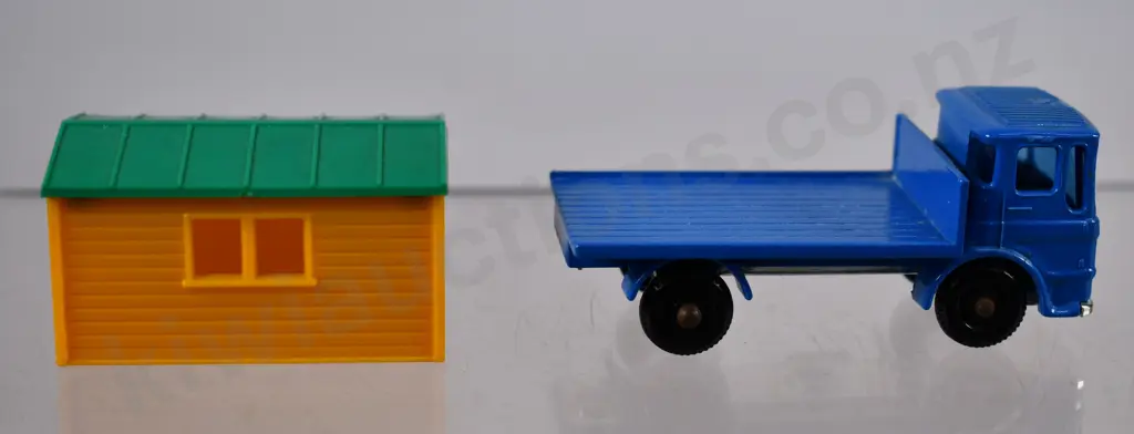 MATCHBOX SERIES TRUCK WITH SITE OFFICE NO. 60 Image 1++