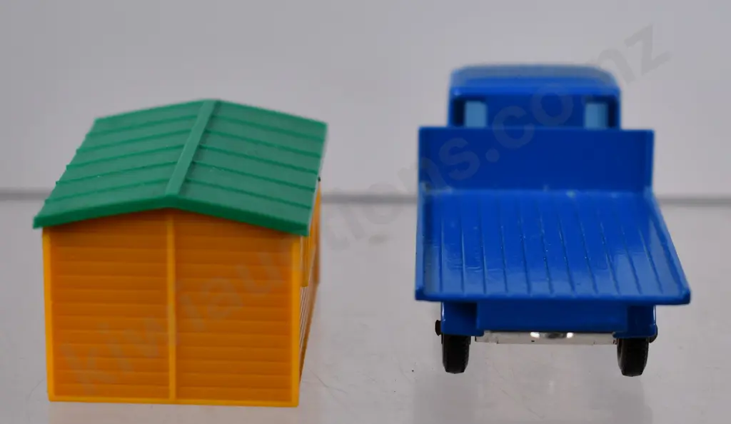 MATCHBOX SERIES TRUCK WITH SITE OFFICE NO. 60 Image 1++