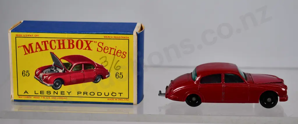 MATCHBOX SERIES JAGUAR 3-8 SEDAN NO. 64 Image 1++