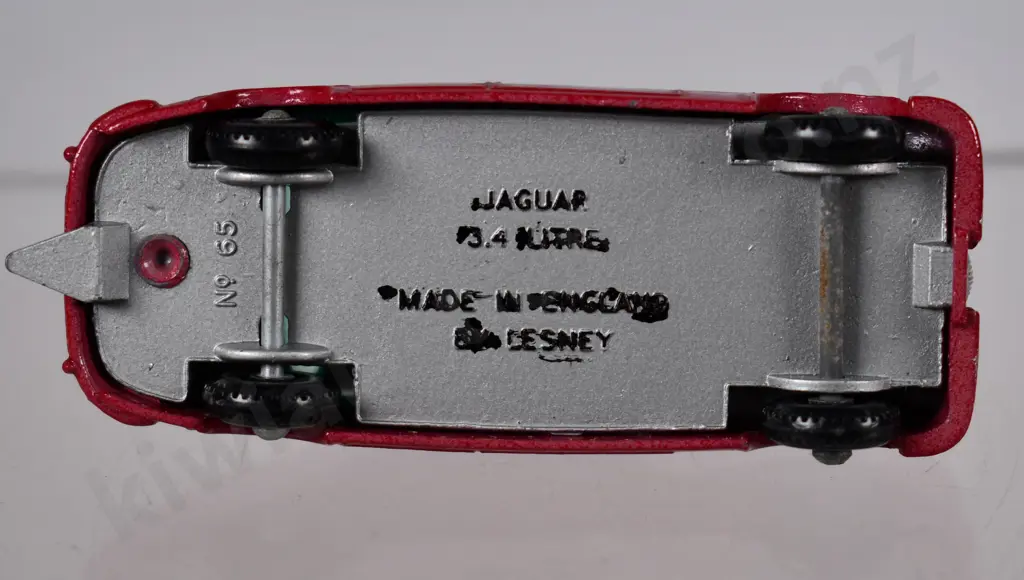 MATCHBOX SERIES JAGUAR 3-8 SEDAN NO. 64 Image 1++